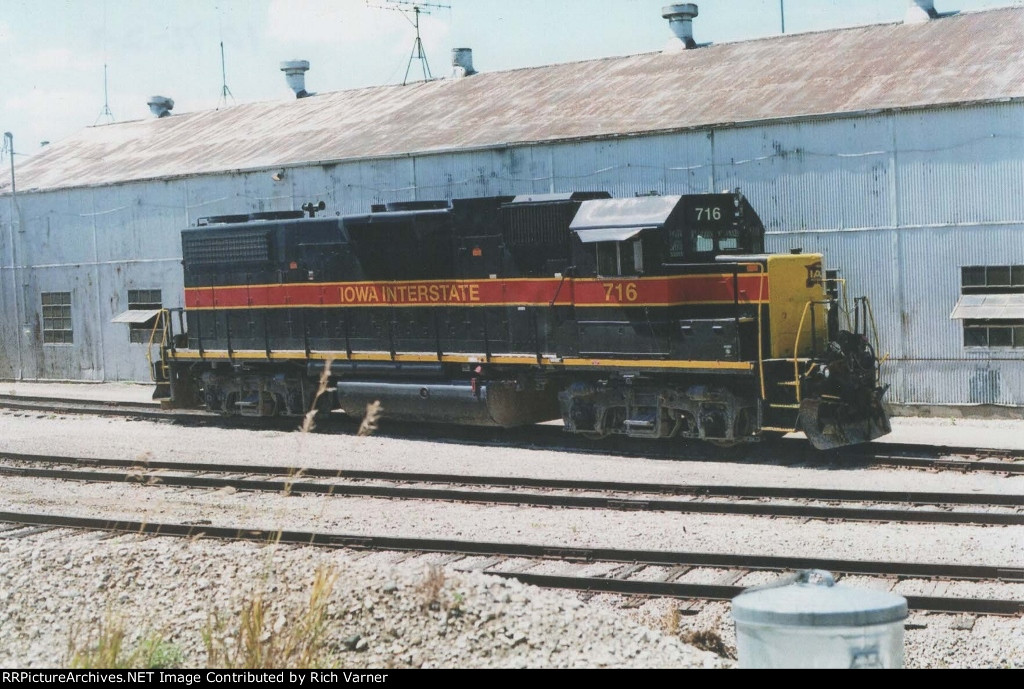 Iowa Interstate RR (IAIS) #716